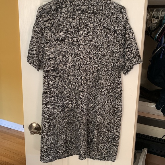 Women’s Charter Club short sleeved thigh length cardigan. - Picture 3 of 6